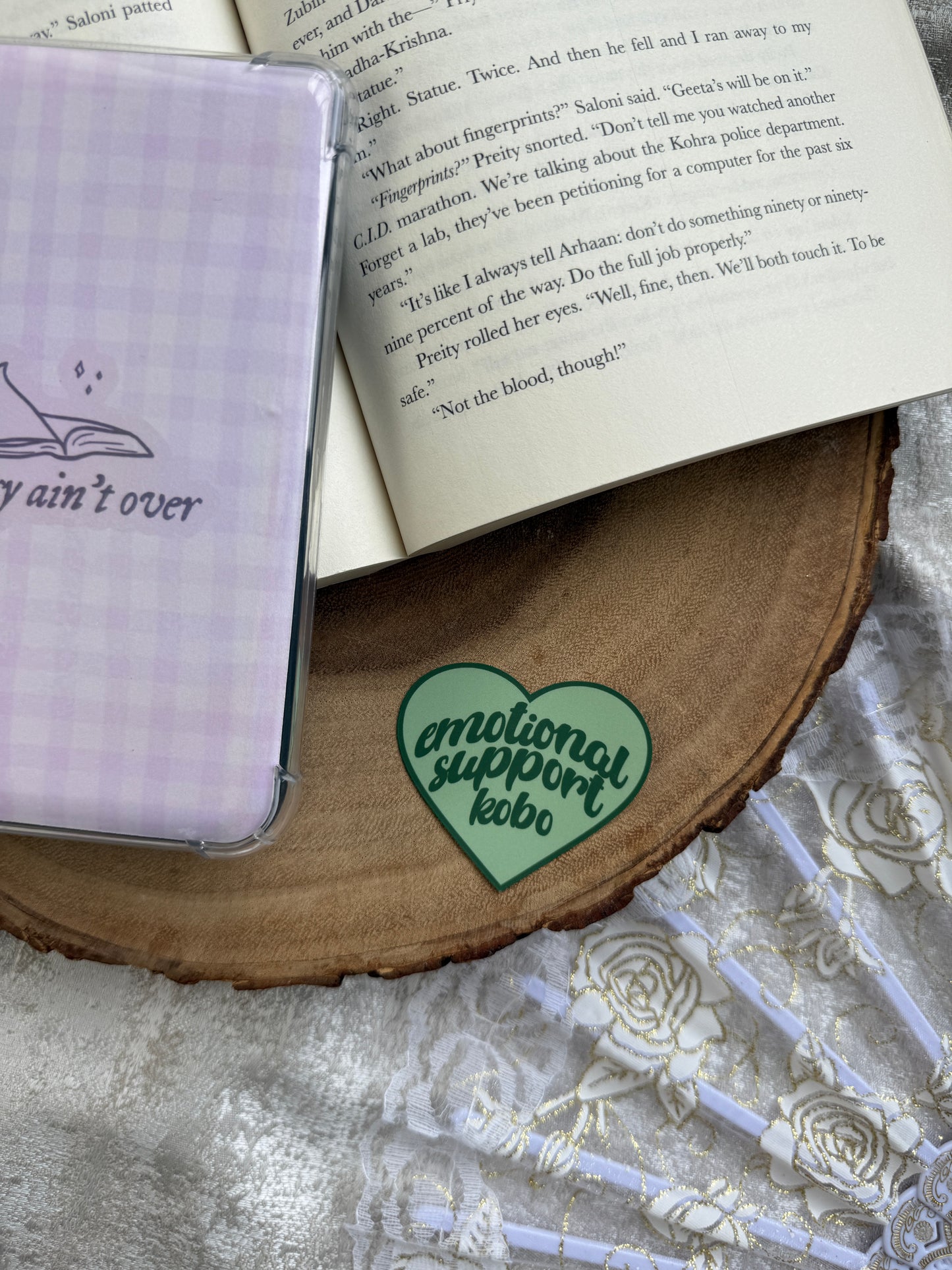 Emotional Support Kindle / Kobo Heart Sticker