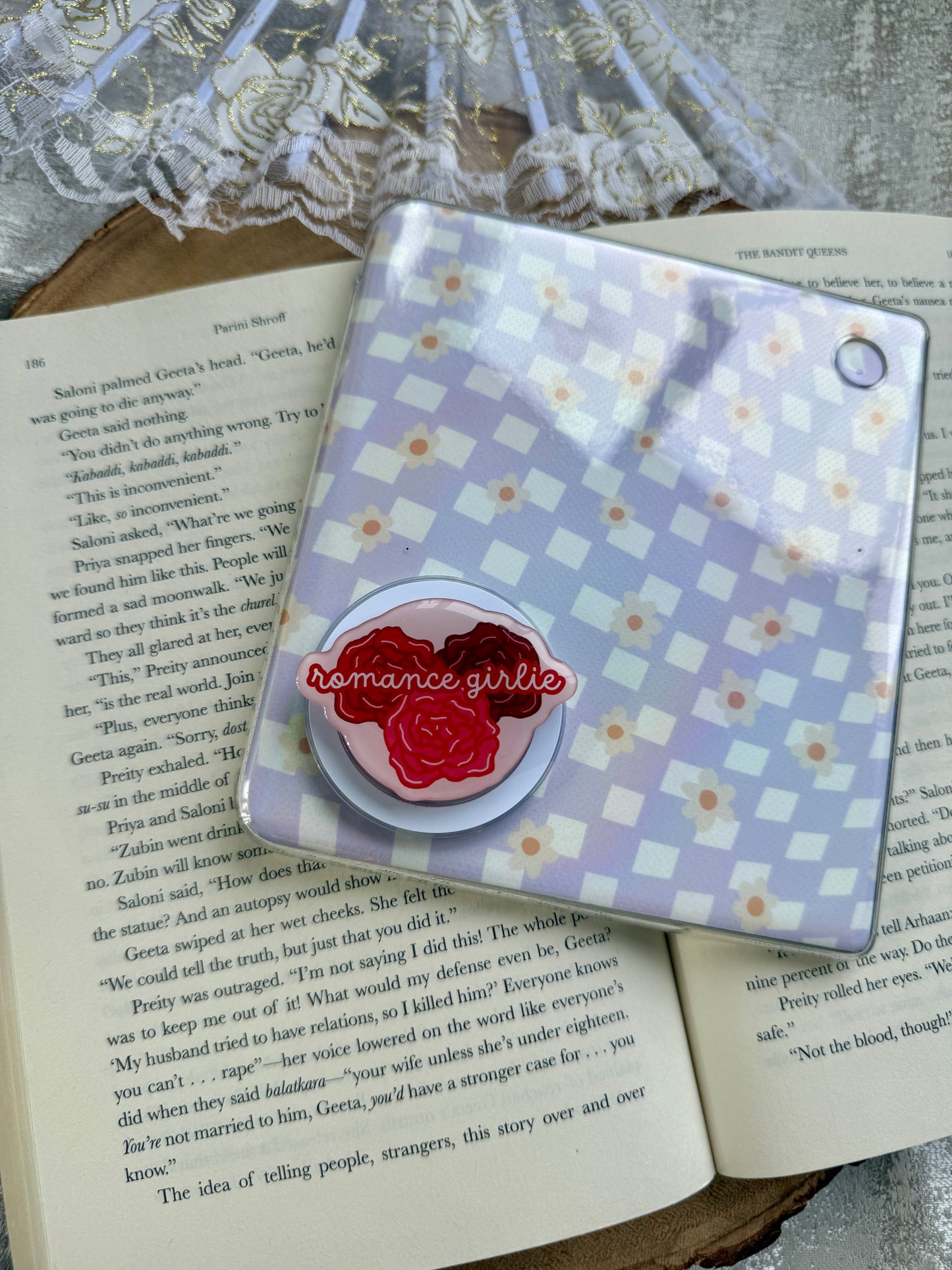 Romance Girlie Magnetic Pop Grip for Kindle or Kobo eReaders