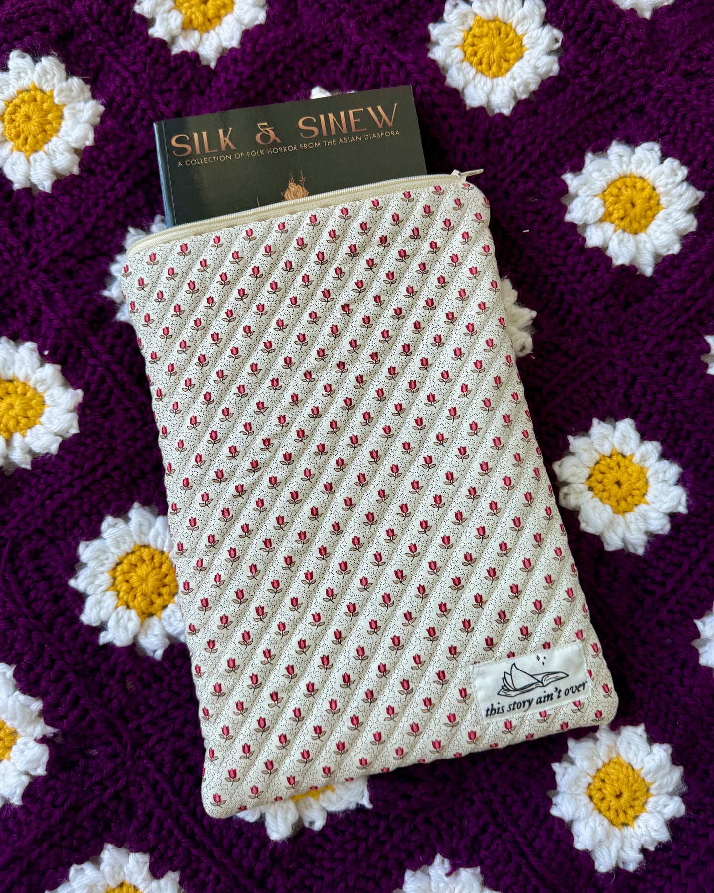 Quilted Book Sleeve with Zipper [LIMITED EDITION]