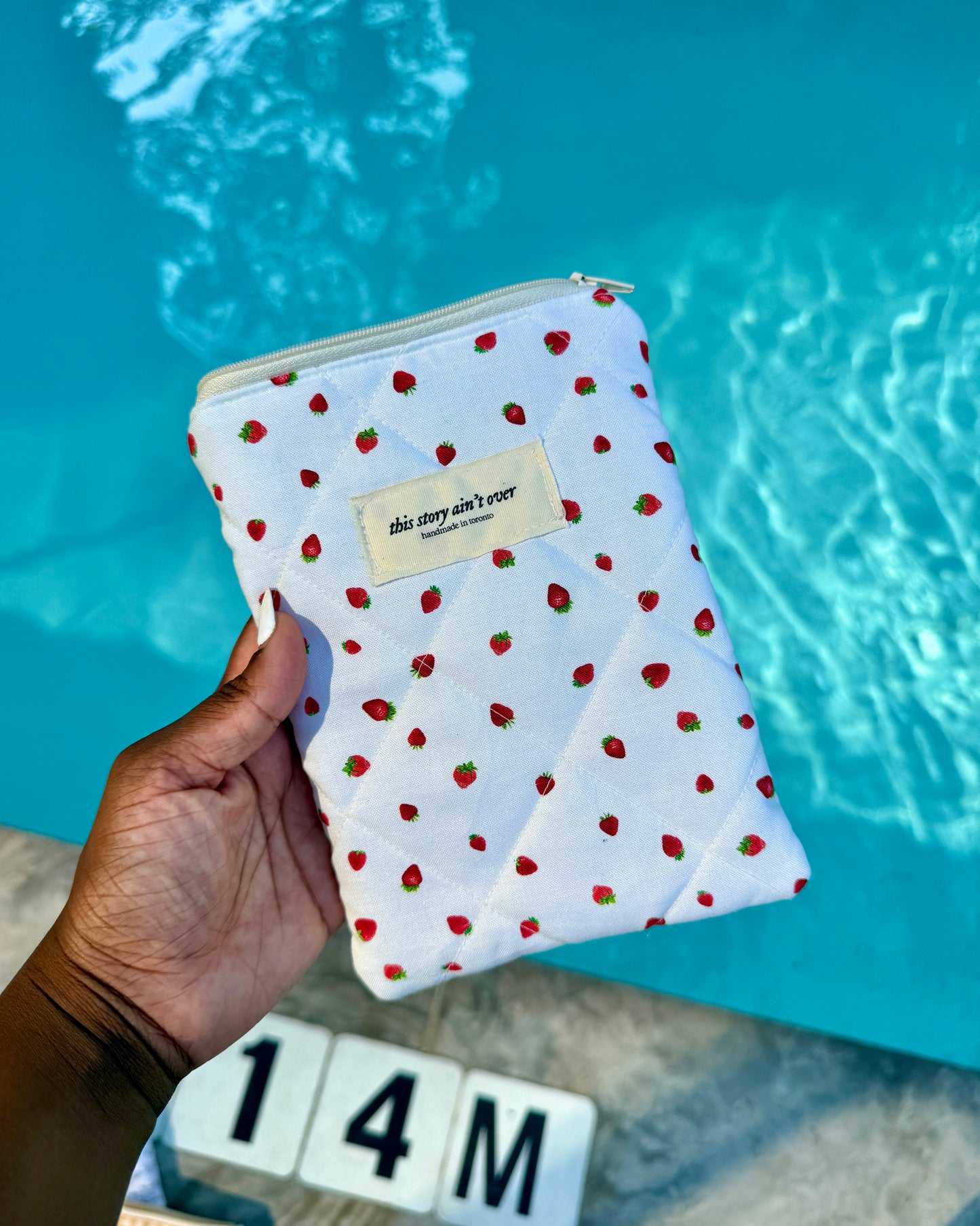 Endless Summer Kindle/Kobo Sleeves [restock coming September]